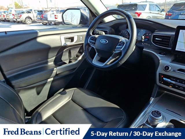 Certified 2022 Ford Explorer XLT w/ Equipment Group 202A AWD/4WD image 15