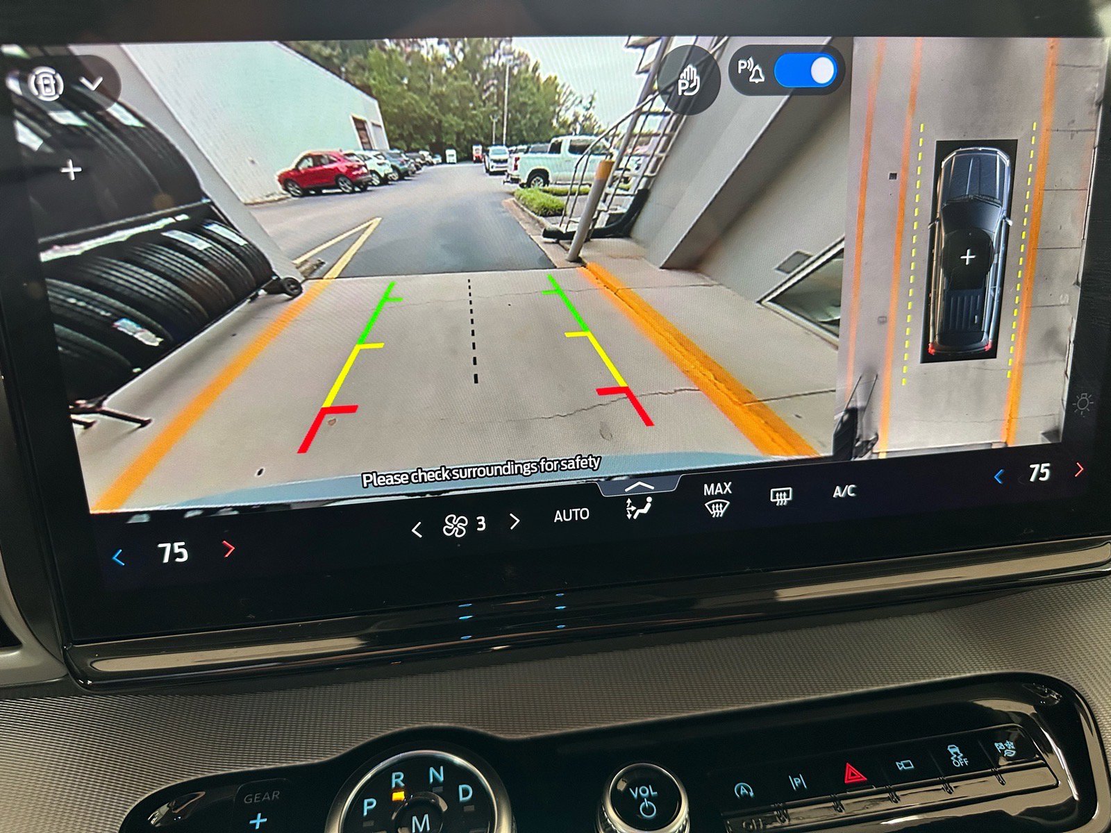 Certified 2025 Ford Expedition Active RWD image 38