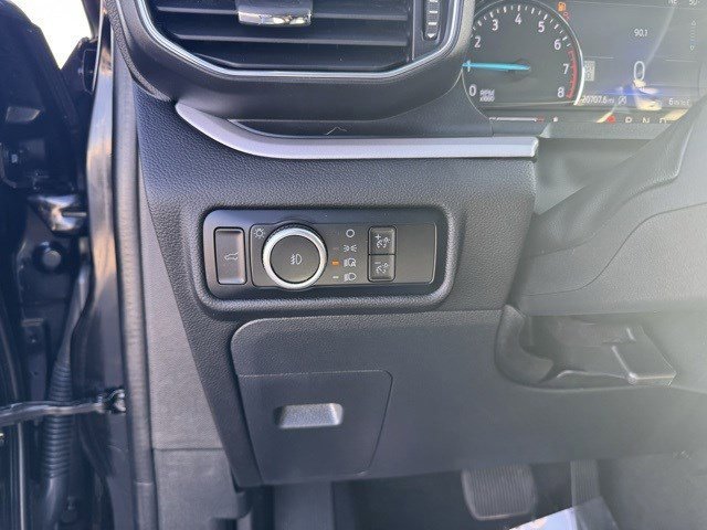 Certified 2023 Ford Explorer XLT w/ Equipment Group 202A image 13