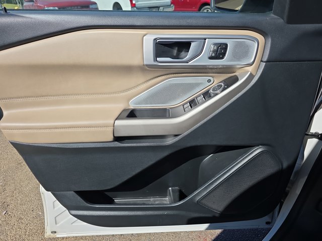 Certified 2023 Ford Explorer Limited w/ Limited Technology Package RWD image 19
