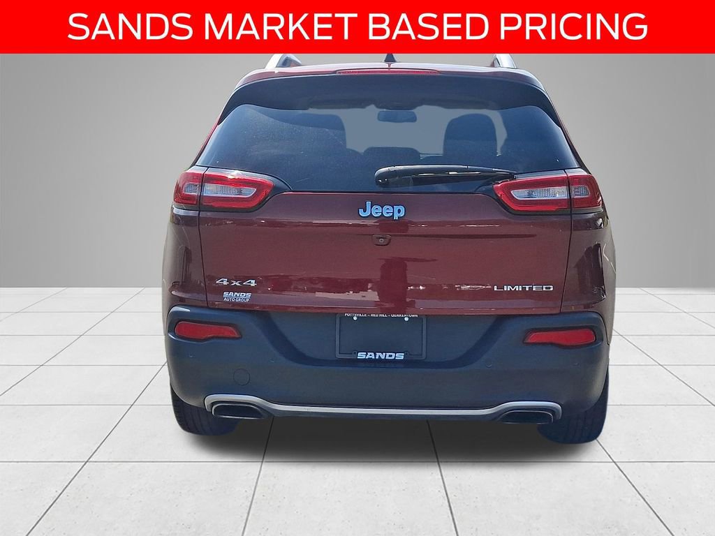 Used 2018 Jeep Cherokee Limited AWD/4WD image 3