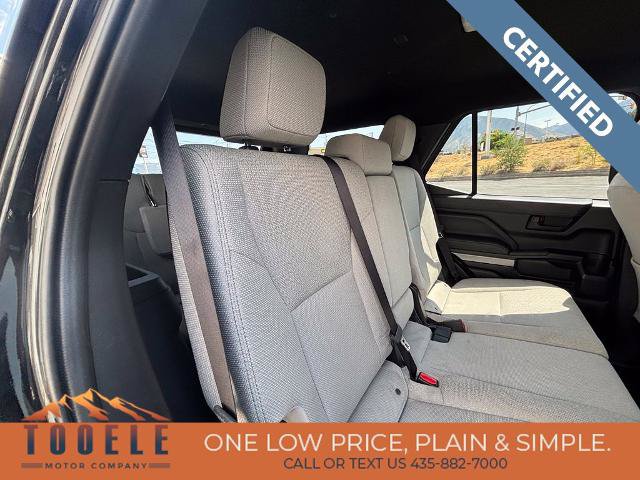 Used 2025 Toyota 4Runner SR5 AWD/4WD image 40