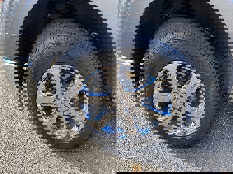 Certified 2023 Ford F150 Lariat w/ Equipment Group 502A High image 14