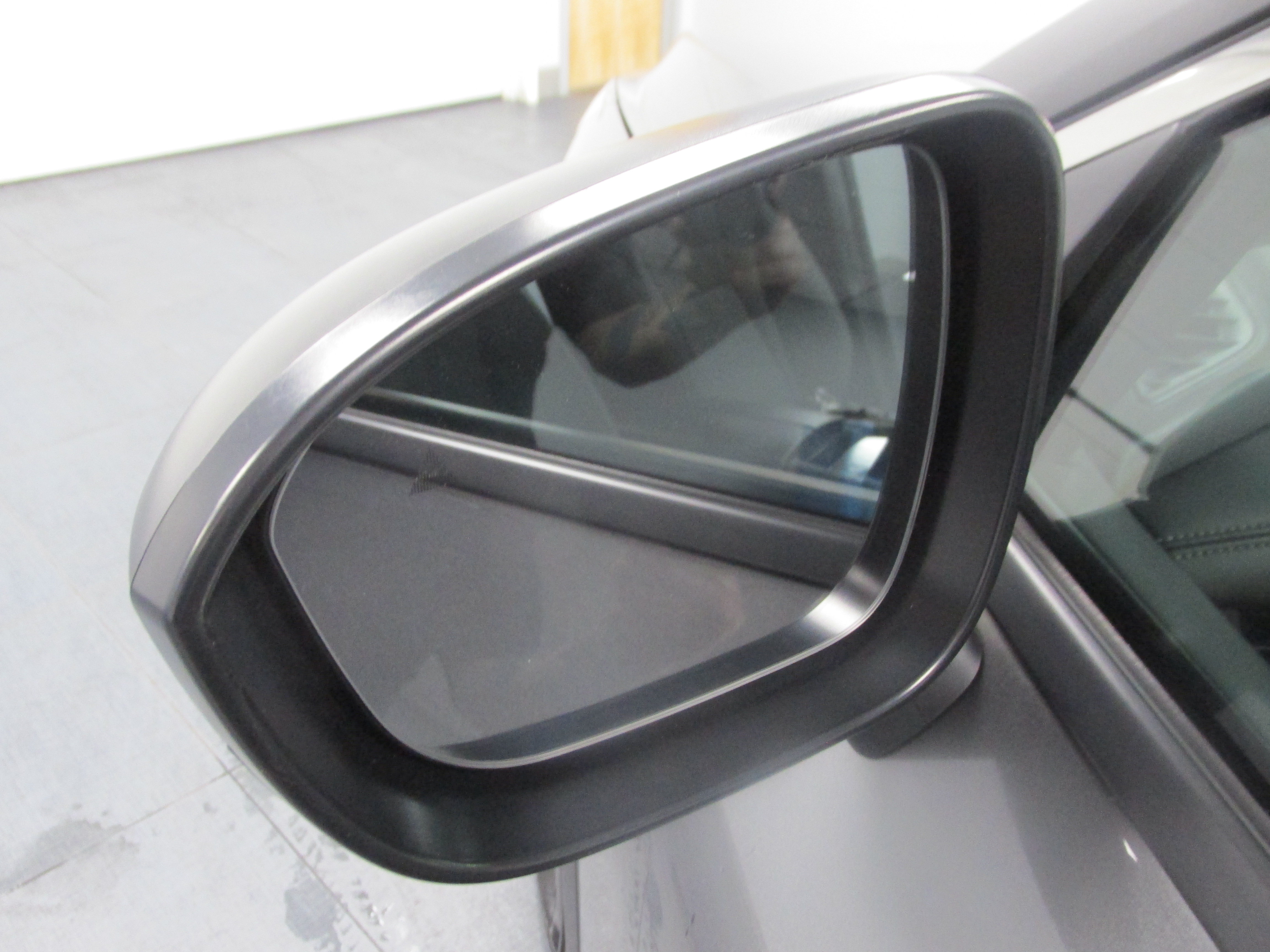 Used 2024 Nissan Rogue S FWD image 18