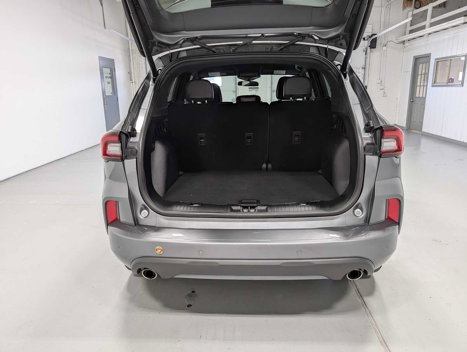 Certified 2023 Ford Escape ST-Line w/ Tech Pack #1 AWD/4WD image 37