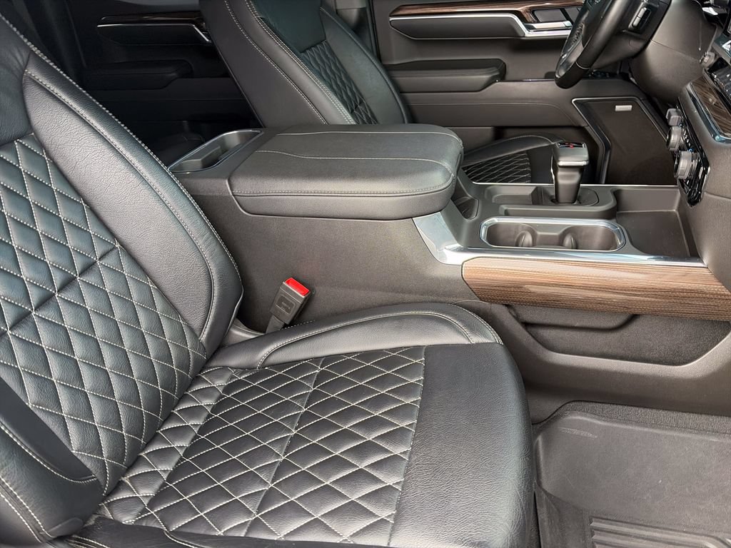 Used 2025 Chevrolet Silverado 1500 RST AWD/4WD image 35