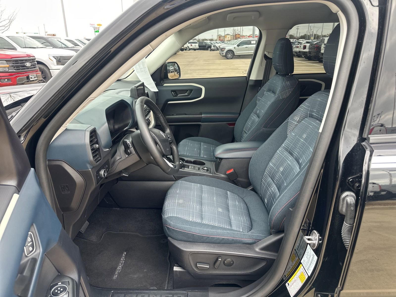 Certified 2023 Ford Bronco Sport Heritage w/ Heritage Convenience Package image 14