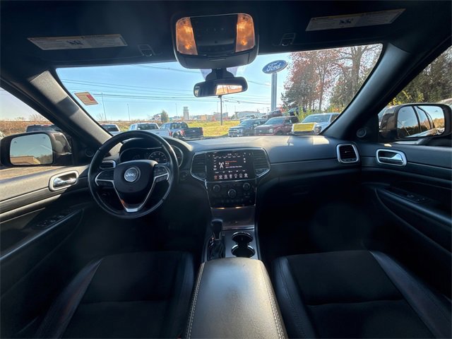 Used 2021 Jeep Grand Cherokee Laredo X image 16