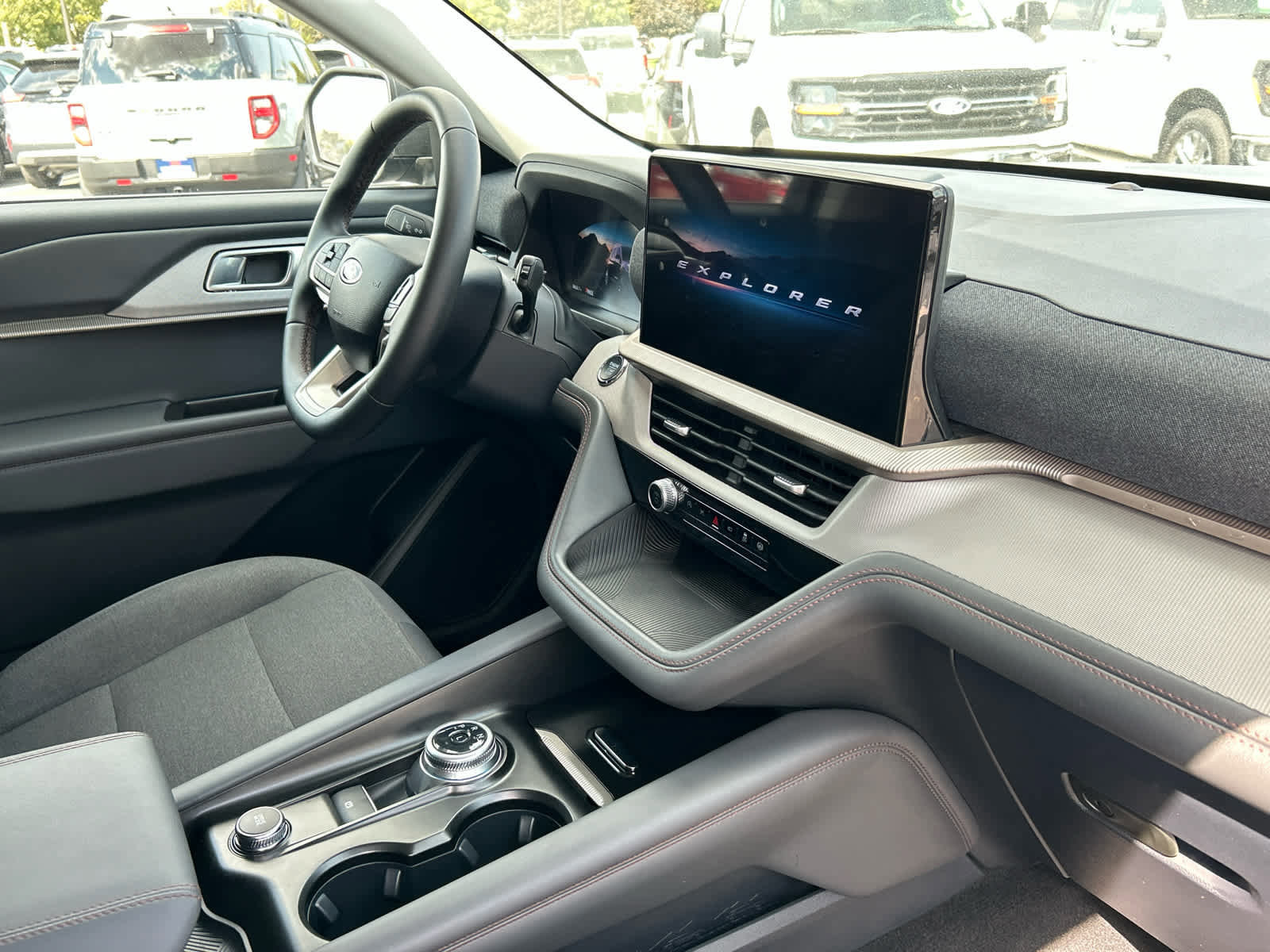 Certified 2025 Ford Explorer Active image 22