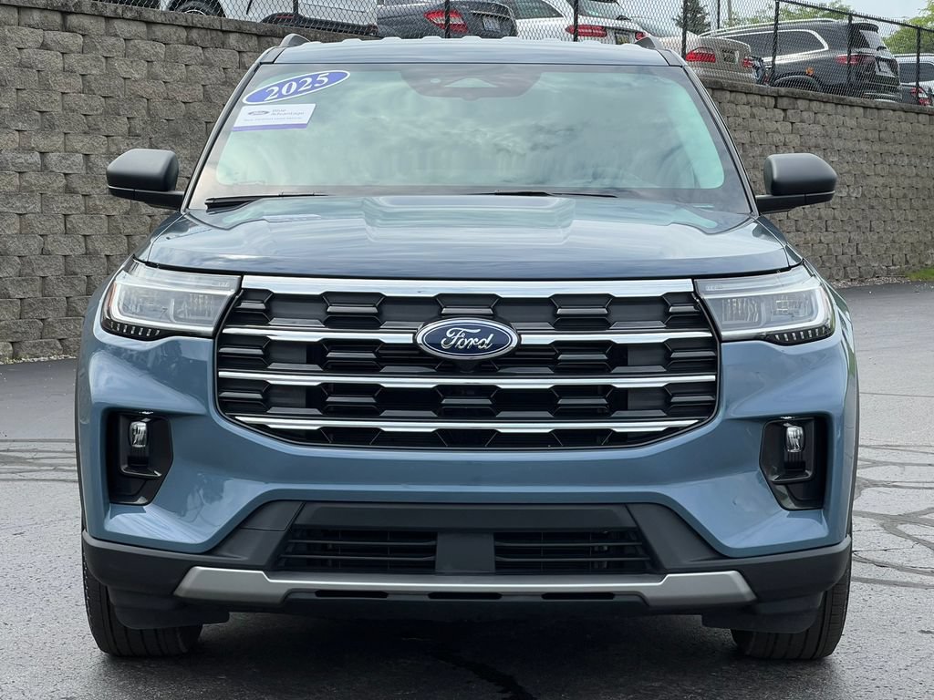 Certified 2025 Ford Explorer Active w/ Active Comfort Package AWD/4WD image 44