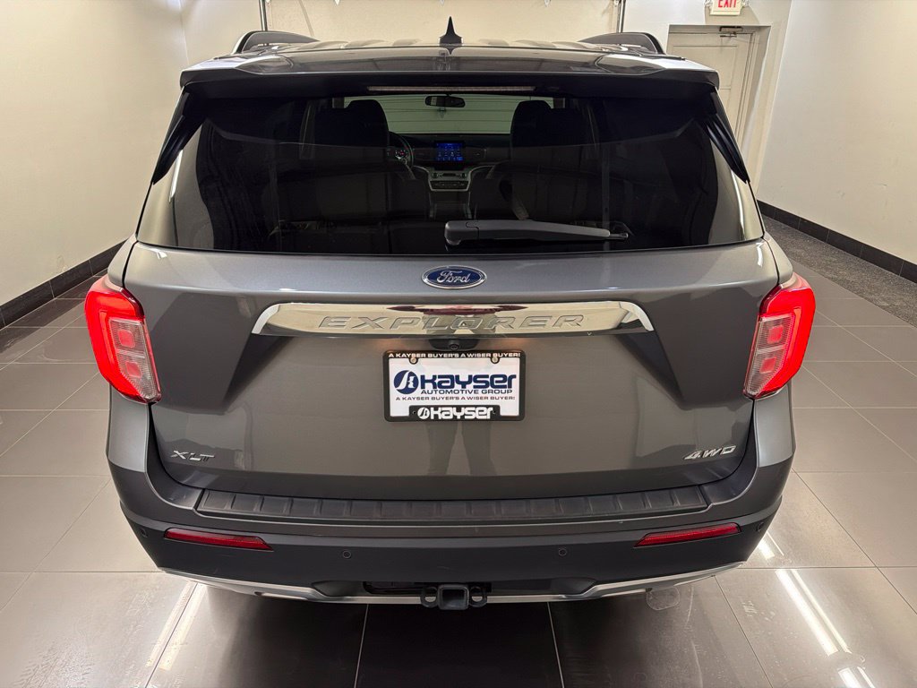 Certified 2023 Ford Explorer XLT w/ Equipment Group 202A AWD/4WD image 5