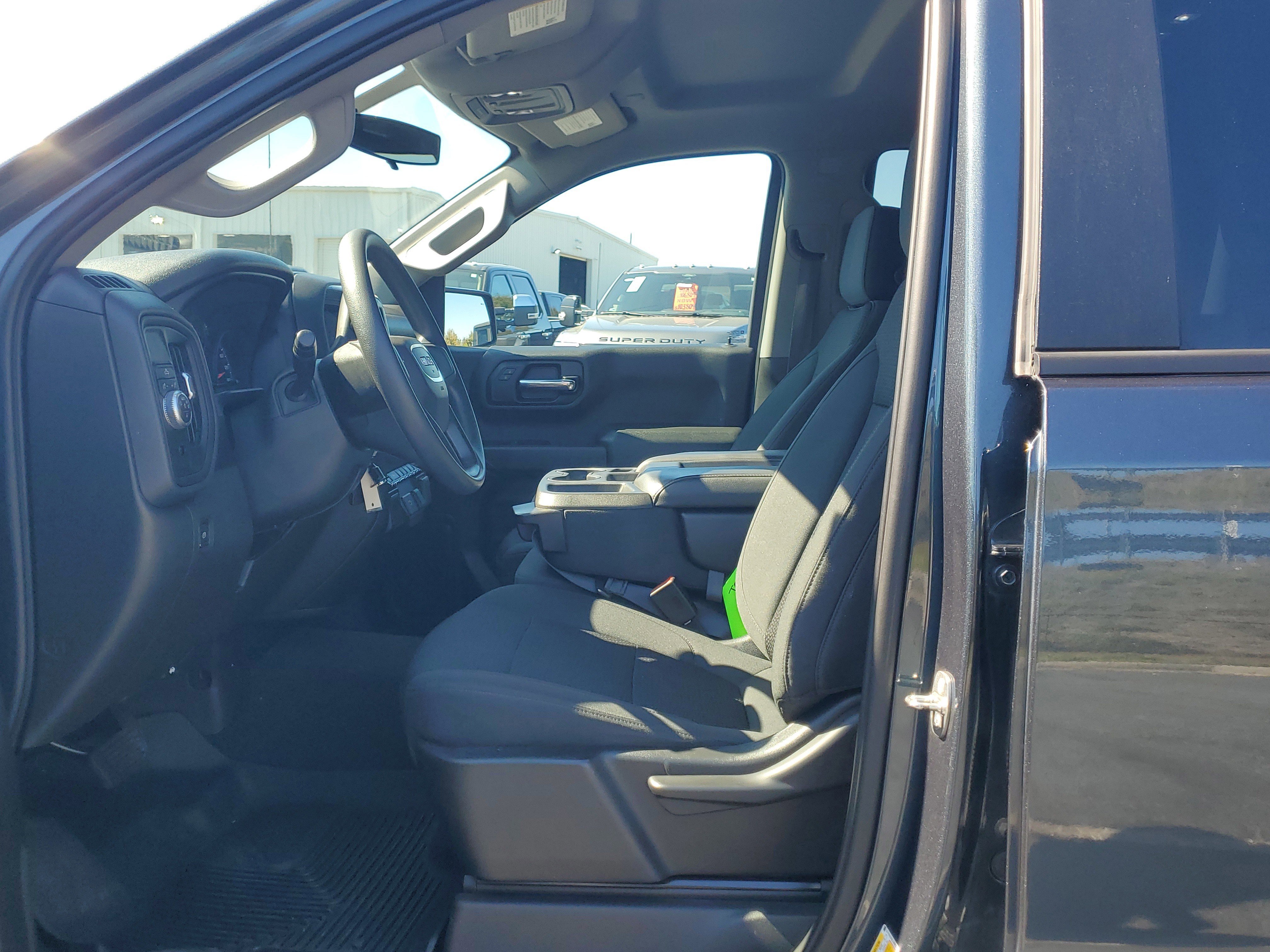 Used 2020 GMC Sierra 1500 w/ Sierra Value Package image 19