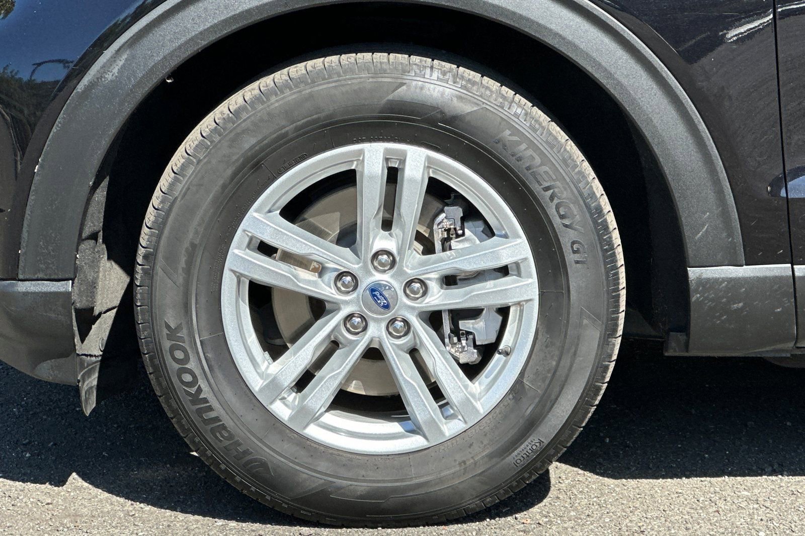 Certified 2023 Ford Explorer XLT RWD image 45
