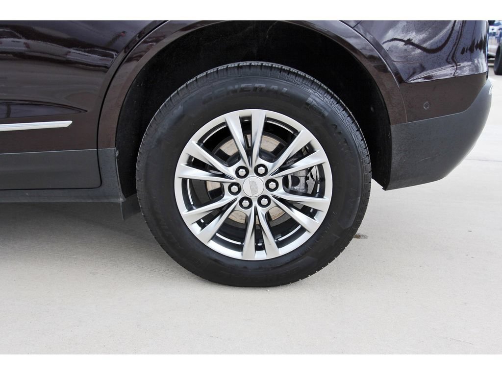 Used 2021 Cadillac XT5 Premium Luxury FWD image 30