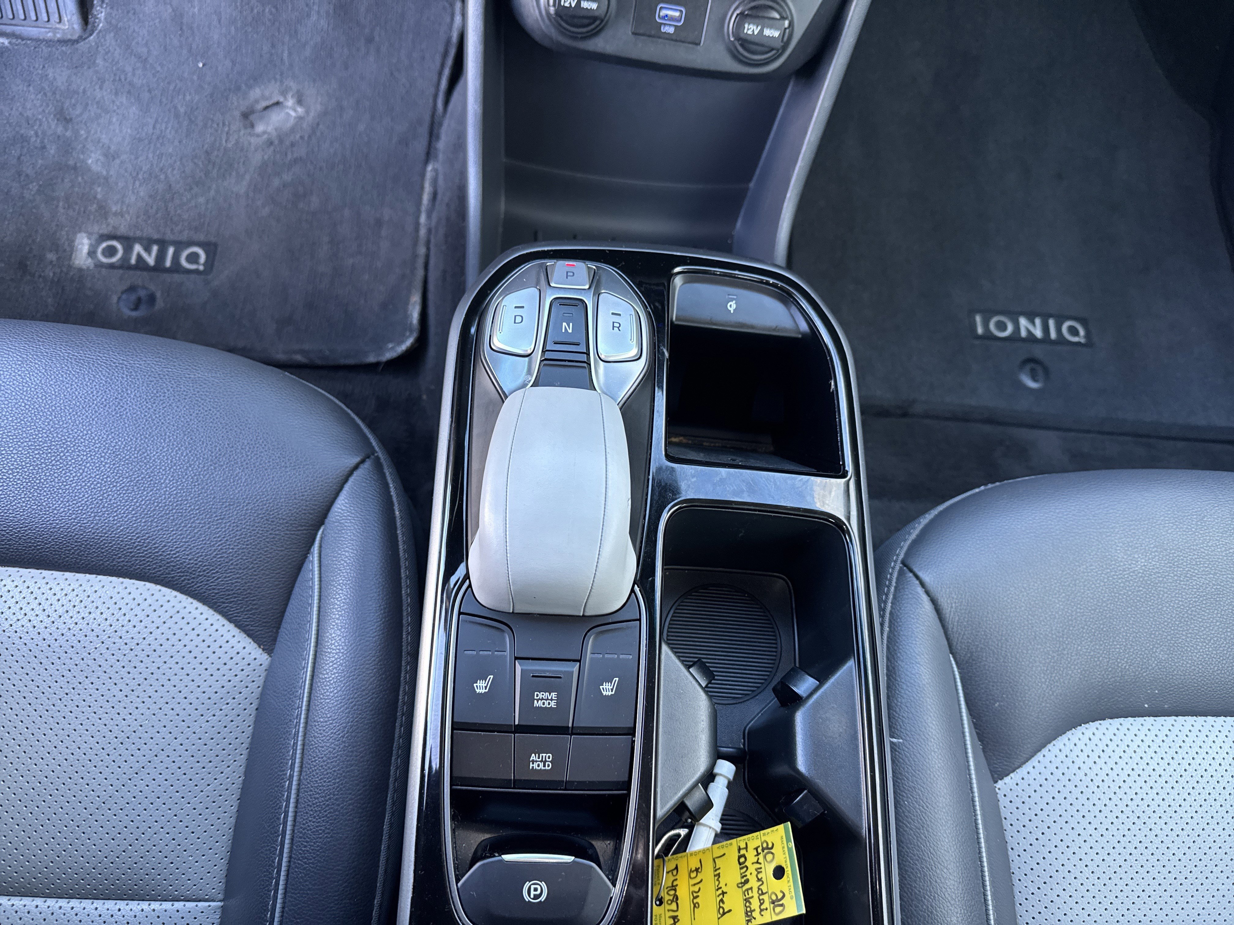 Used 2020 Hyundai Ioniq Limited image 34