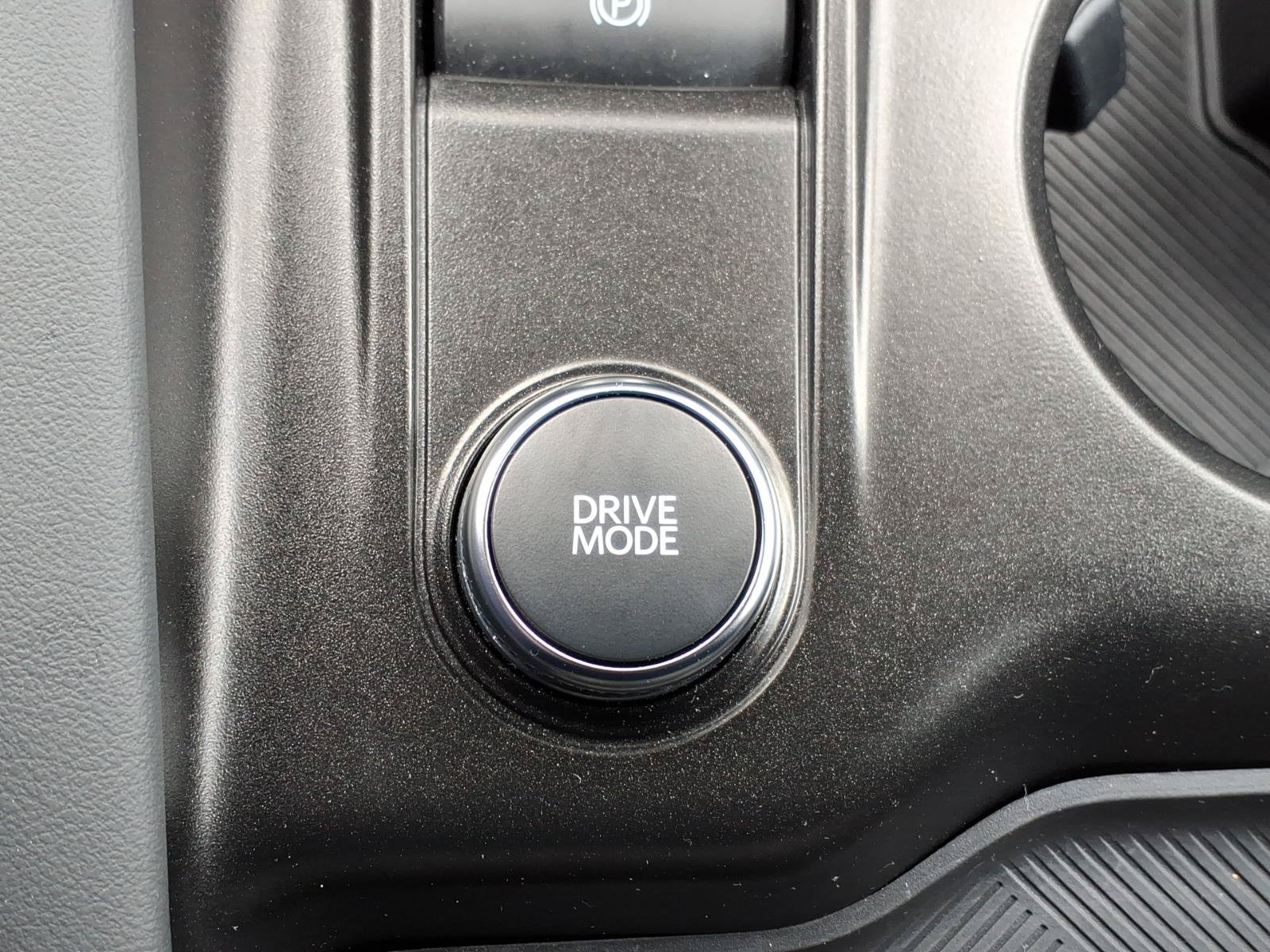 Certified 2025 Ford Explorer Active AWD/4WD image 23