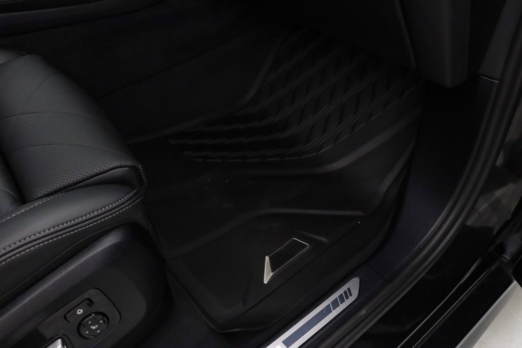 Used 2024 BMW X5 sDrive40i w/ M Sport Package image 30