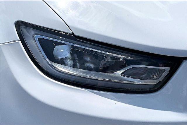 Used 2023 Chrysler Pacifica Touring-L FWD image 30