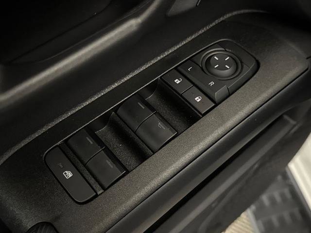 Used 2025 Toyota 4Runner 4WD image 16