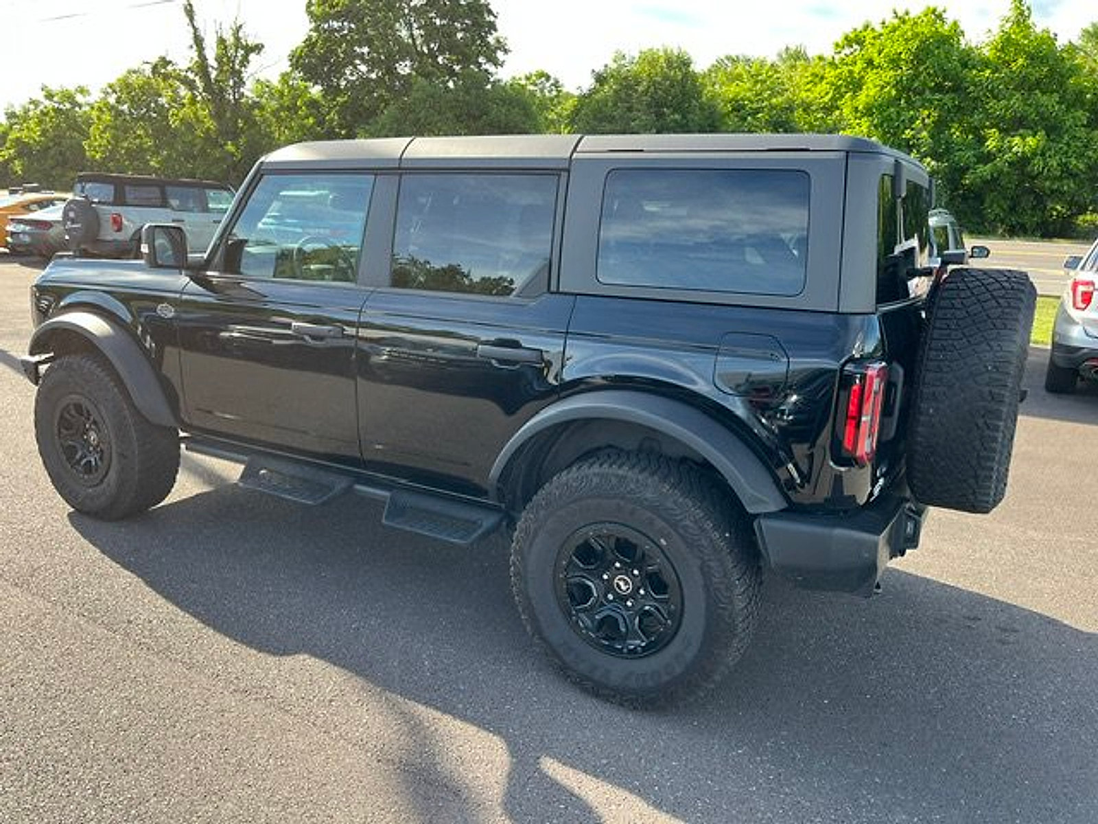 Certified 2024 Ford Bronco Wildtrak AWD/4WD image 6