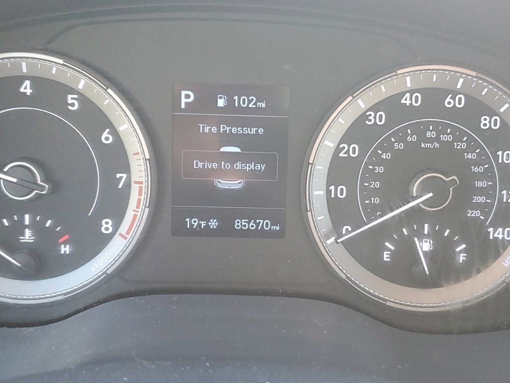 Used 2020 Hyundai Venue Denim image 22