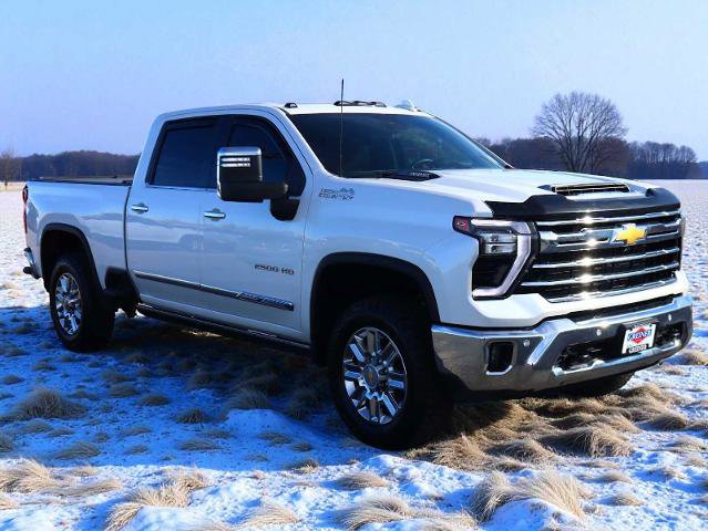 Used 2024 Chevrolet Silverado 2500 LTZ w/ LTZ Plus Package image 8