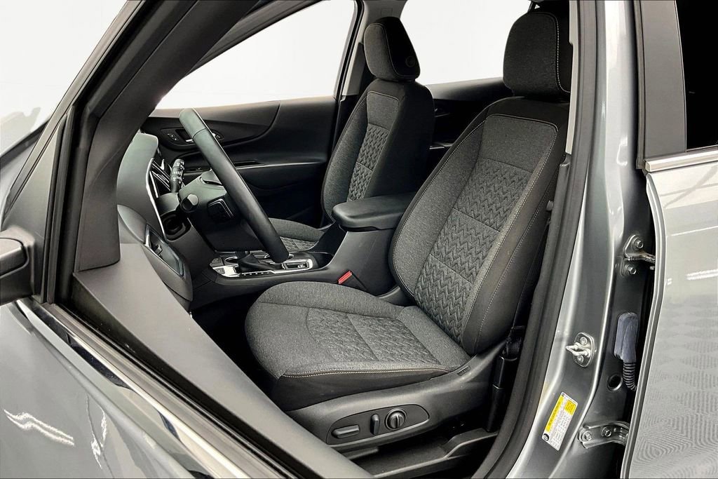 Used 2024 Chevrolet Equinox LT image 25