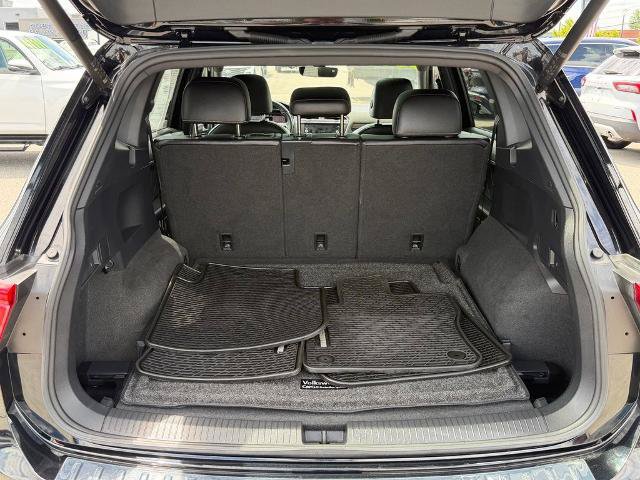 Used 2024 Volkswagen Tiguan SEL R-Line AWD/4WD image 16