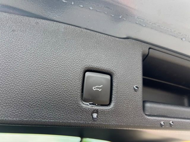 Certified 2025 Ford Escape ST-Line AWD/4WD image 23