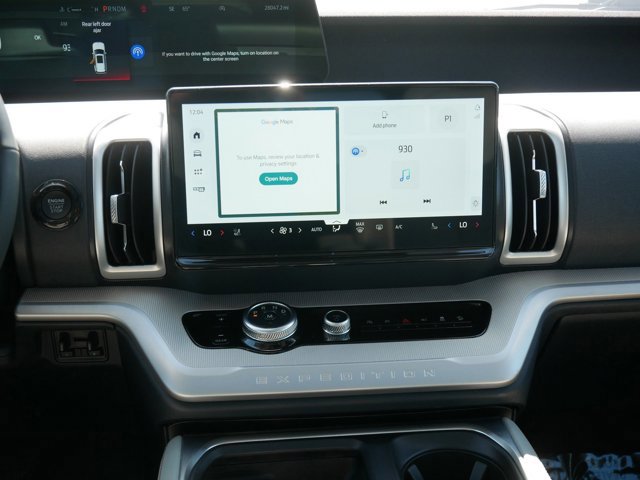 Certified 2025 Ford Expedition Active AWD/4WD image 18