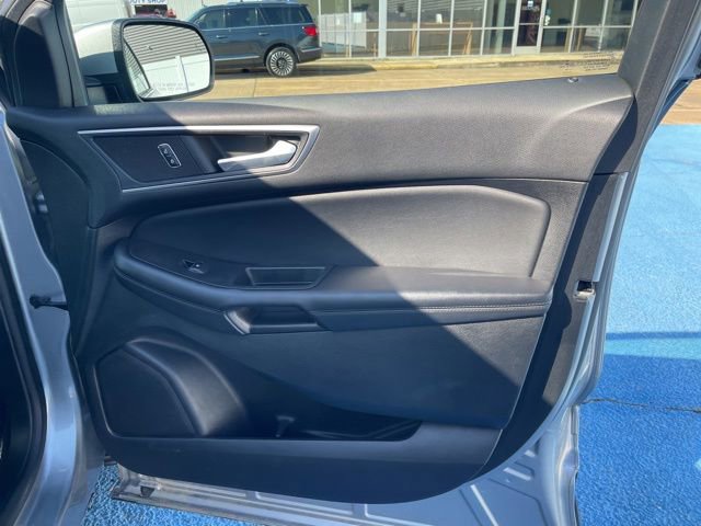 Certified 2022 Ford Edge SEL w/ Convenience Package AWD/4WD image 7