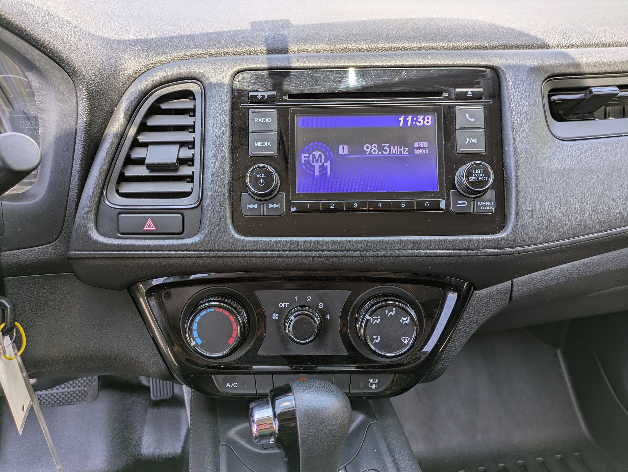 Used 2020 Honda HR-V LX image 11