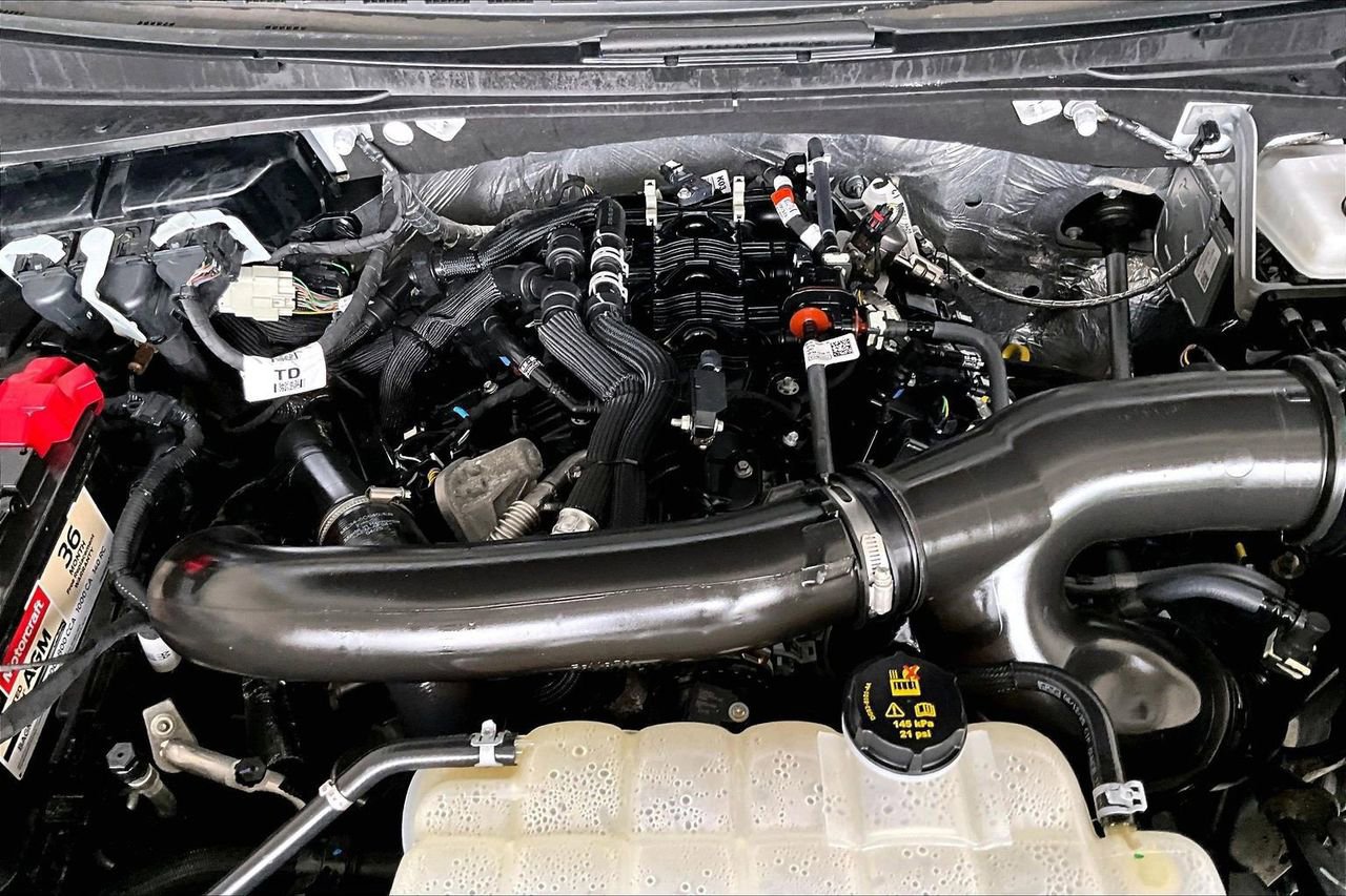 Certified 2025 Ford Expedition Max Active image 33