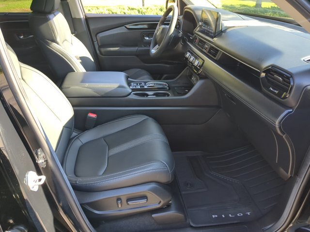 Used 2025 Honda Pilot EX-L image 35