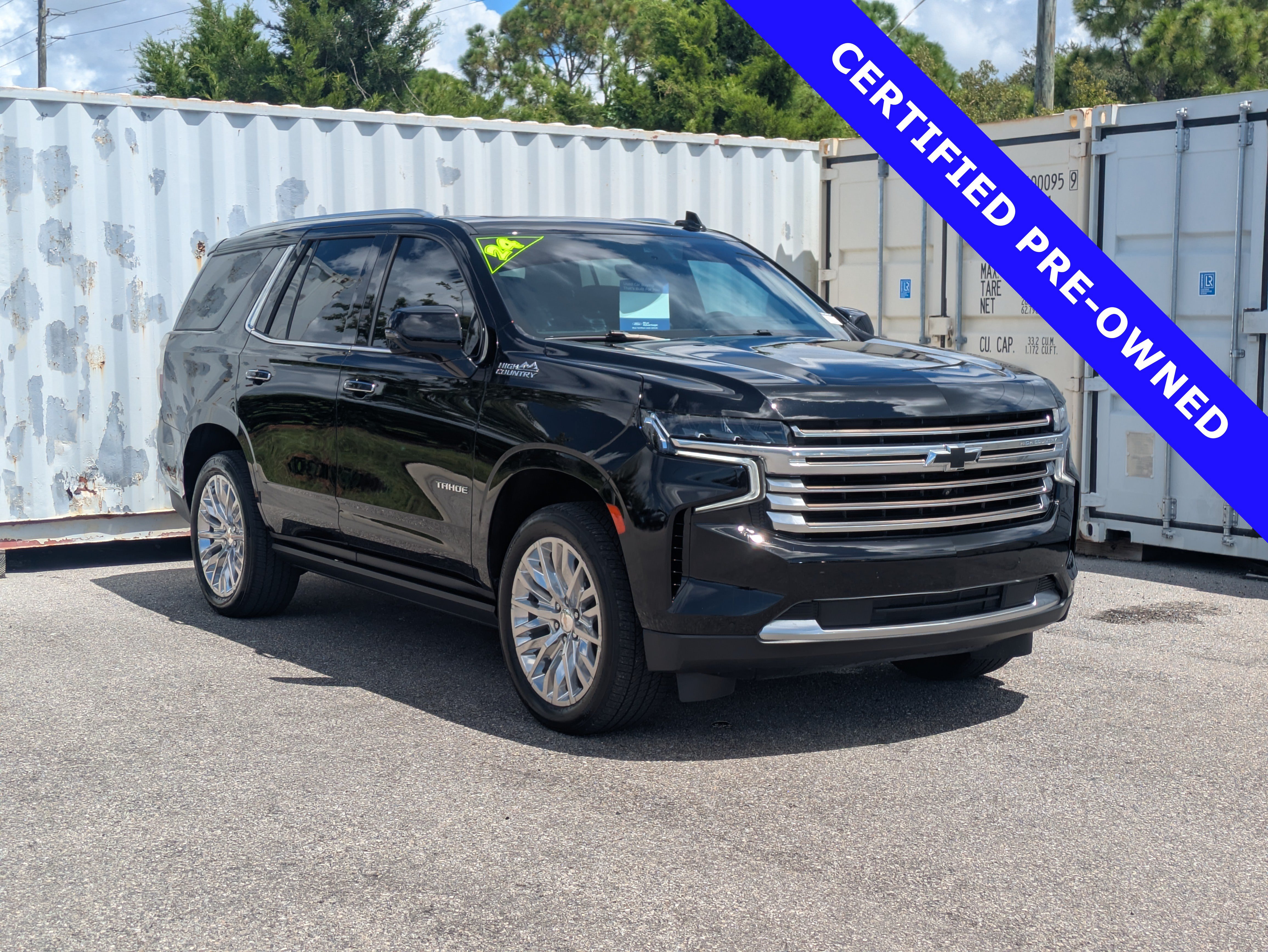 Used 2024 Chevrolet Tahoe High Country RWD image 3