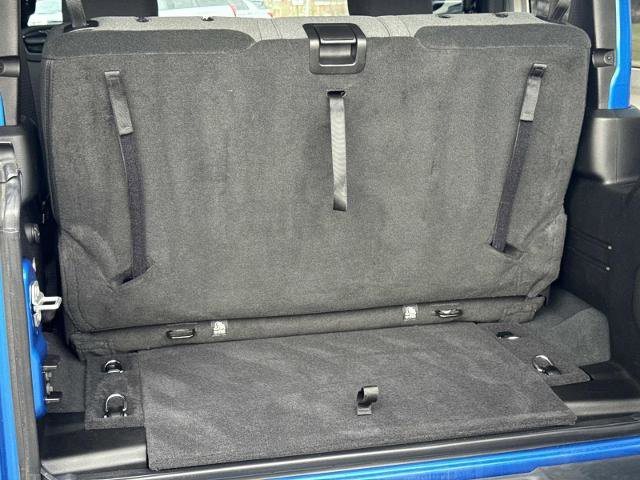 Used 2025 Jeep Wrangler Sport image 14