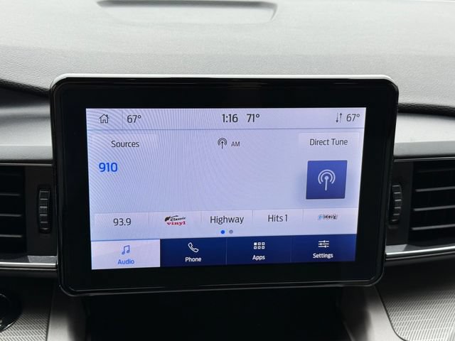 Certified 2024 Ford Explorer XLT w/ Equipment Group 202A AWD/4WD image 11