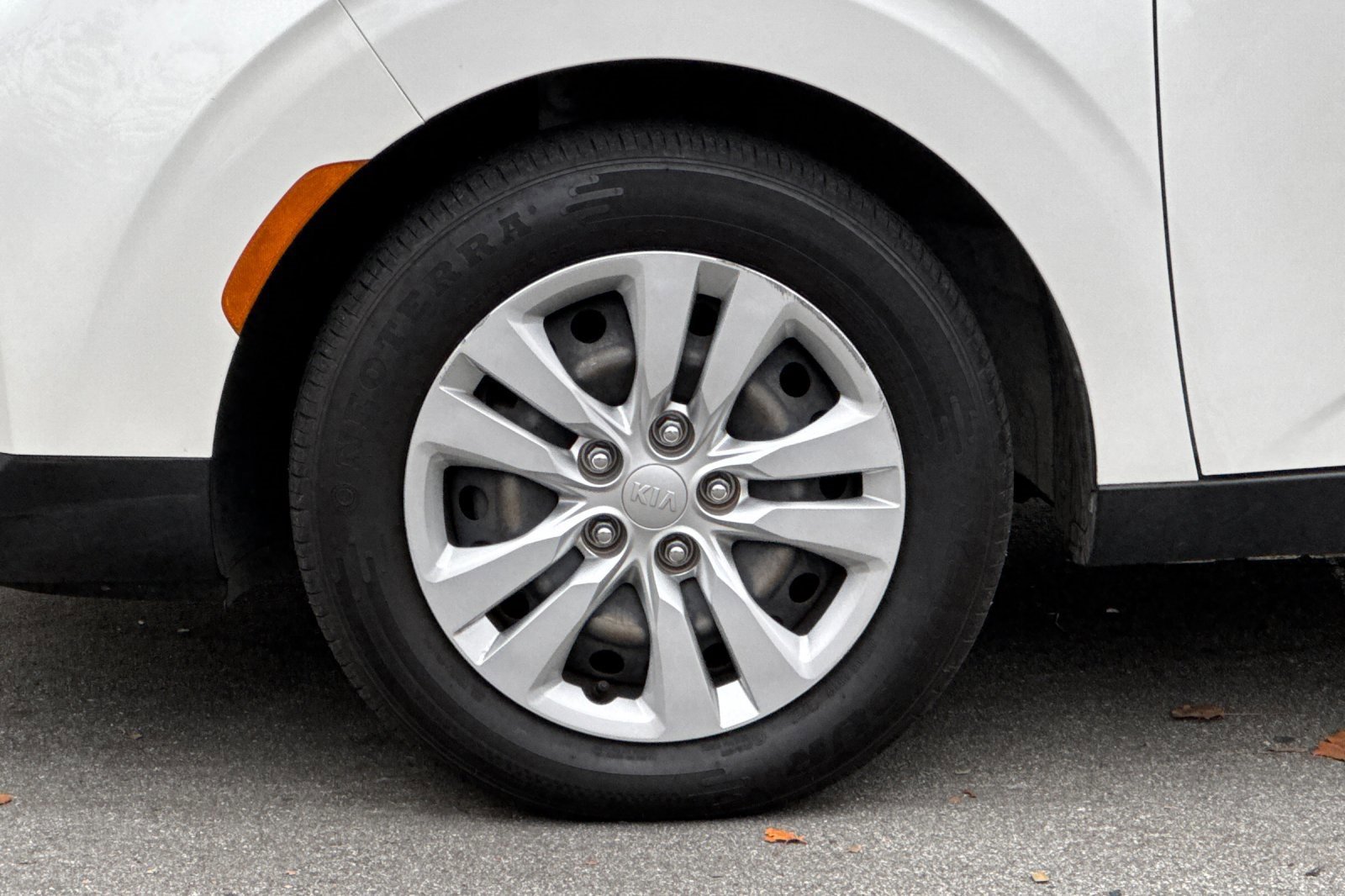 Used 2021 Kia Soul LX image 25