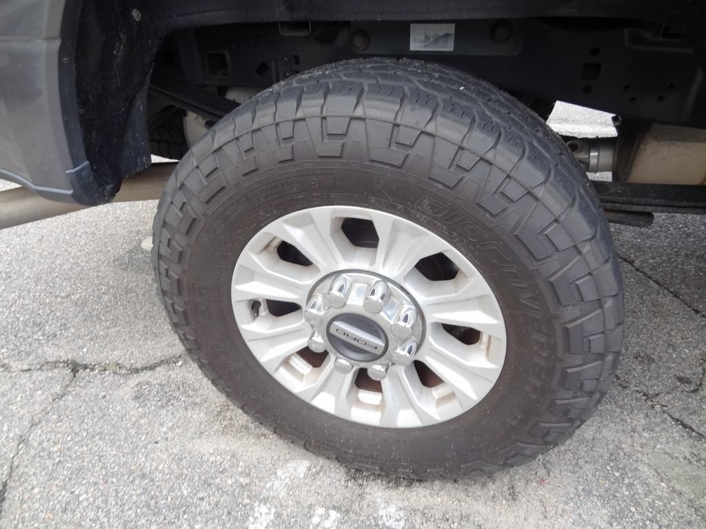 Certified 2021 Ford F250 XL w/ STX Appearance Package AWD/4WD image 14