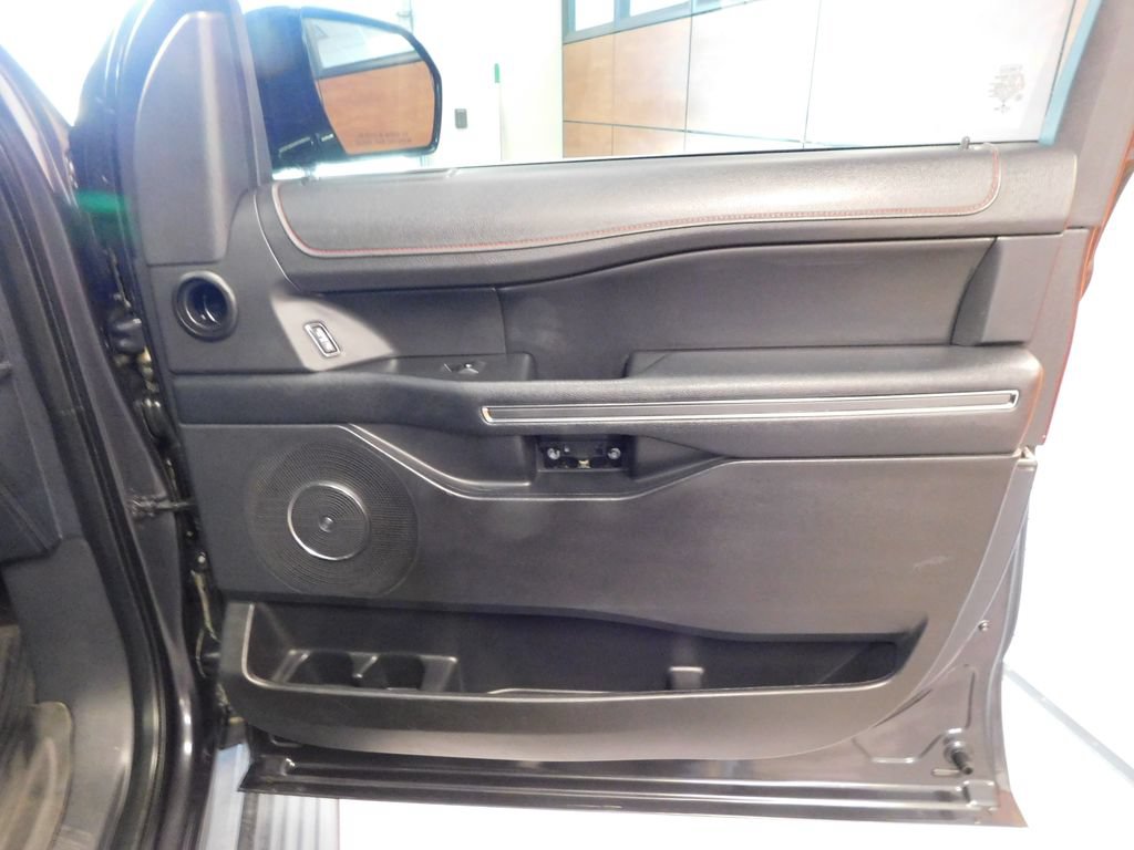 Certified 2022 Ford Expedition Limited AWD/4WD image 37