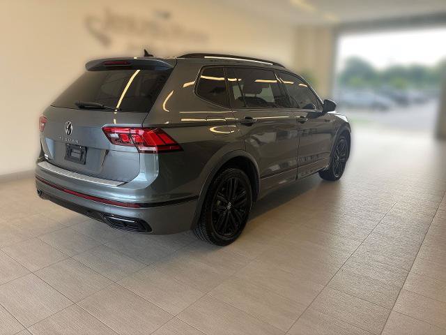 Used 2022 Volkswagen Tiguan SE R-Line FWD image 2
