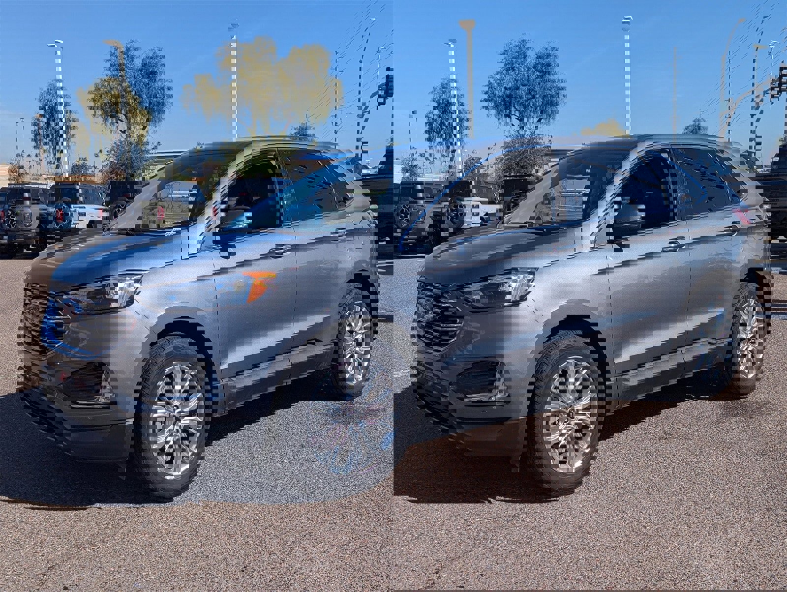 Certified 2024 Ford Edge Titanium image 2