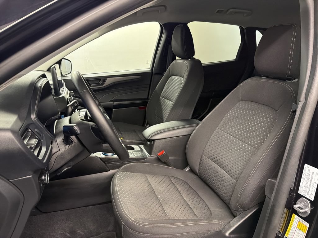 Certified 2023 Ford Escape Active AWD/4WD image 24