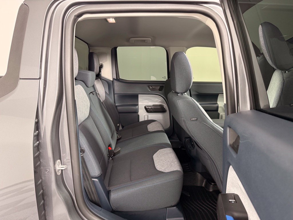 Certified 2025 Ford Maverick XLT w/ XLT Luxury Package FWD image 20