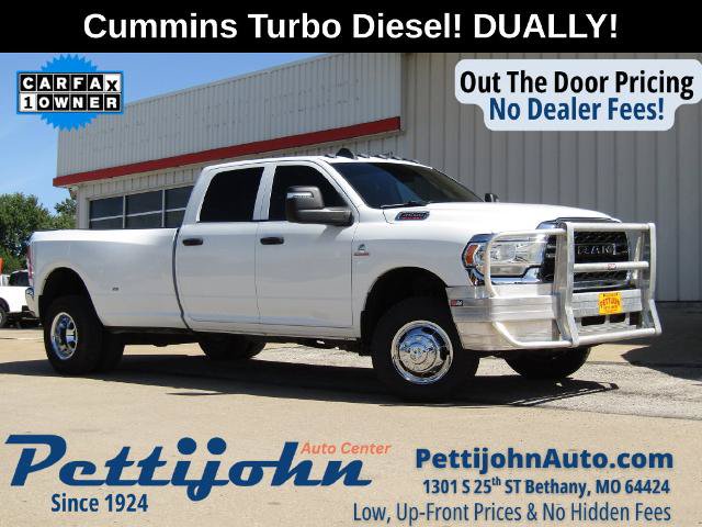 Used 2024 RAM 3500 Tradesman w/ Chrome Appearance Group AWD/4WD image 1