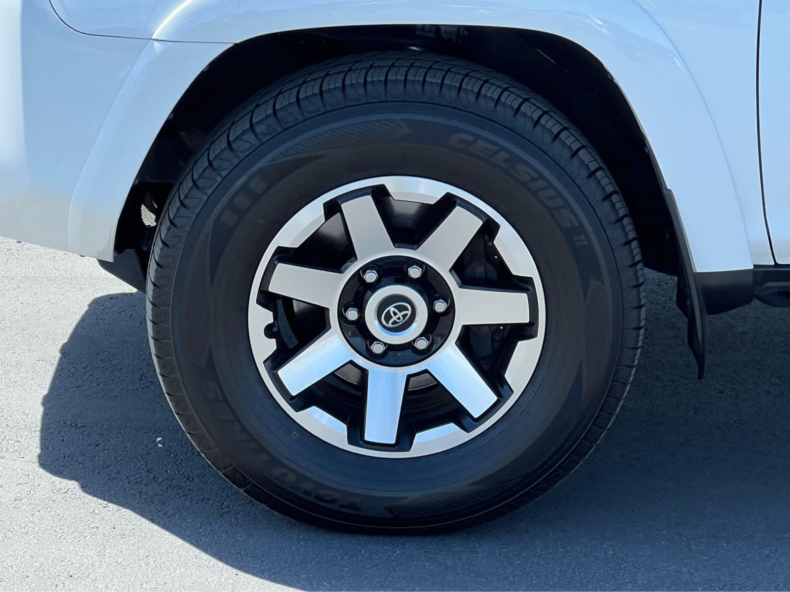 Used 2023 Toyota 4Runner TRD Off-Road Premium w/ Off Road Premium Plus Package AWD/4WD image 13