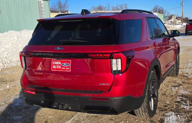 Certified 2025 Ford Explorer ST-Line w/ Premium Package image 8