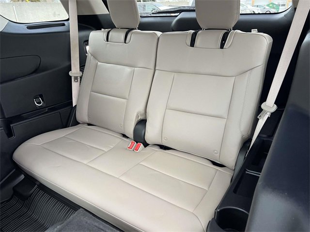 Certified 2023 Ford Explorer Limited w/ Limited Technology Package image 15