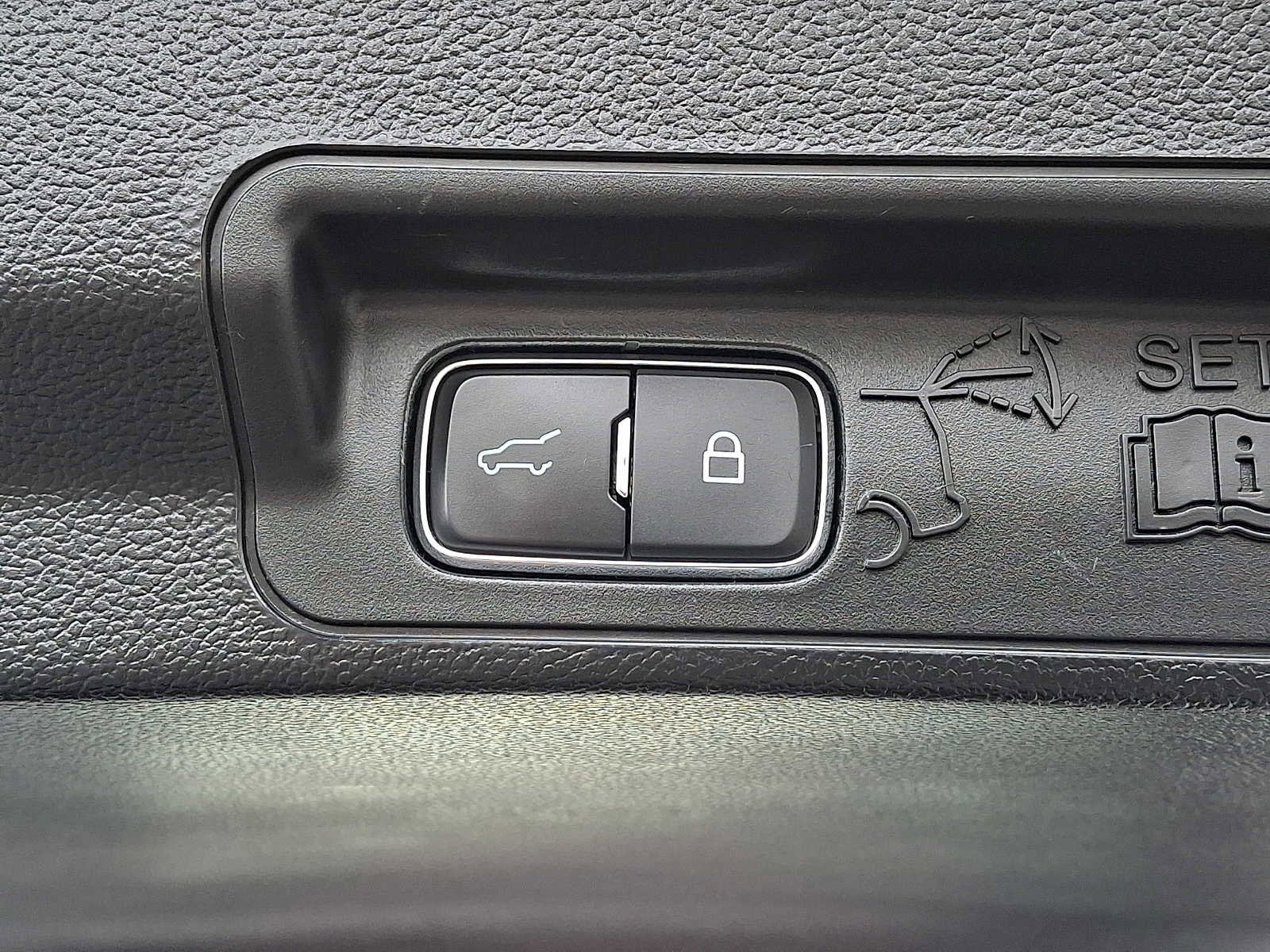 Certified 2024 Ford Explorer XLT w/ Equipment Group 202A image 30