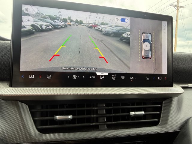 Certified 2025 Ford Explorer ST-Line AWD/4WD image 22